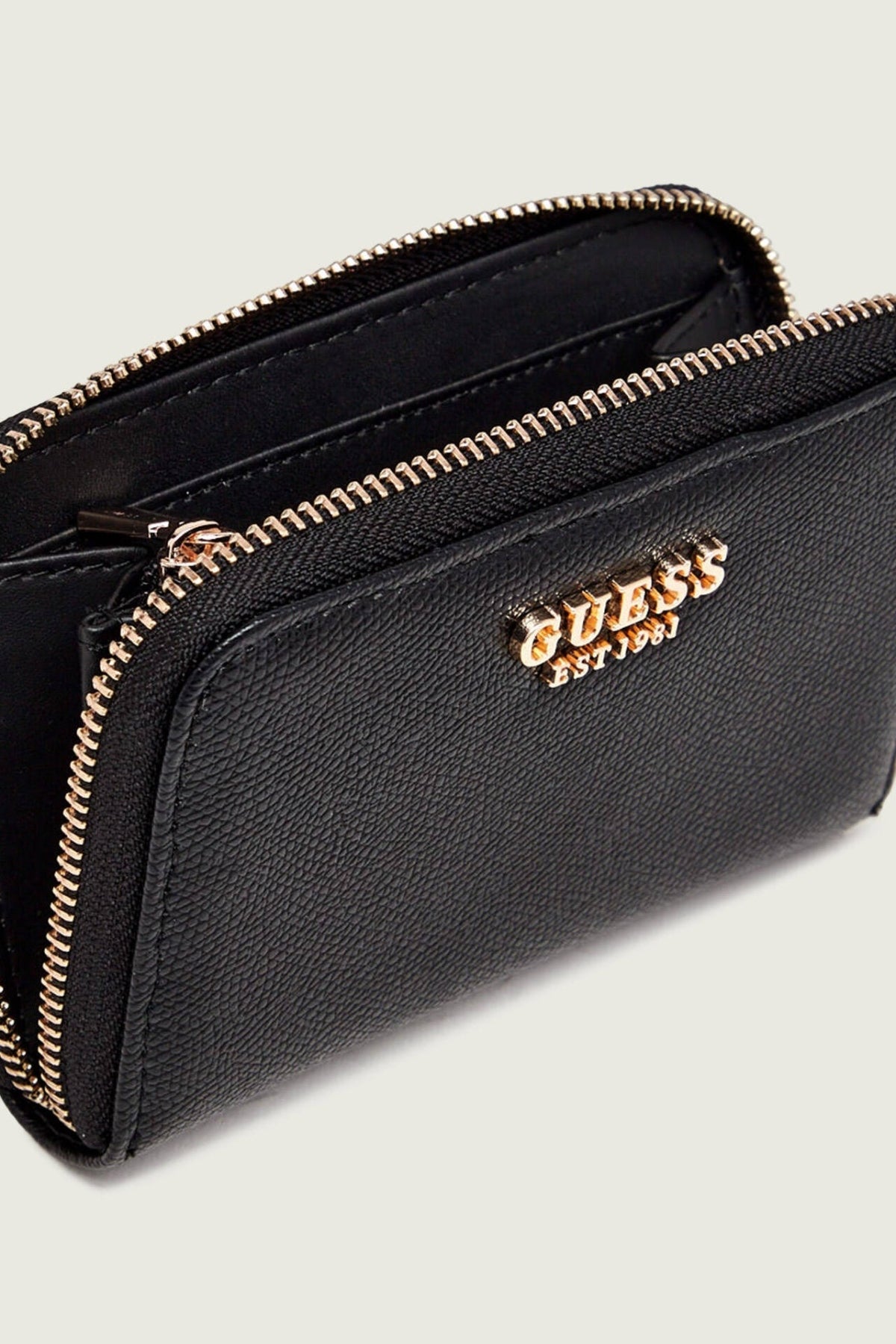 GUESS SWBG  AMORETT en color BLA  (3)