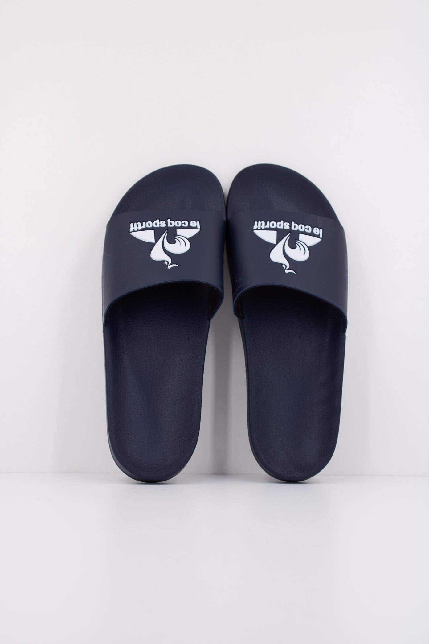 LE COQ SPORTIF SLIDE HF FEF en color BLUEWHT  (3)