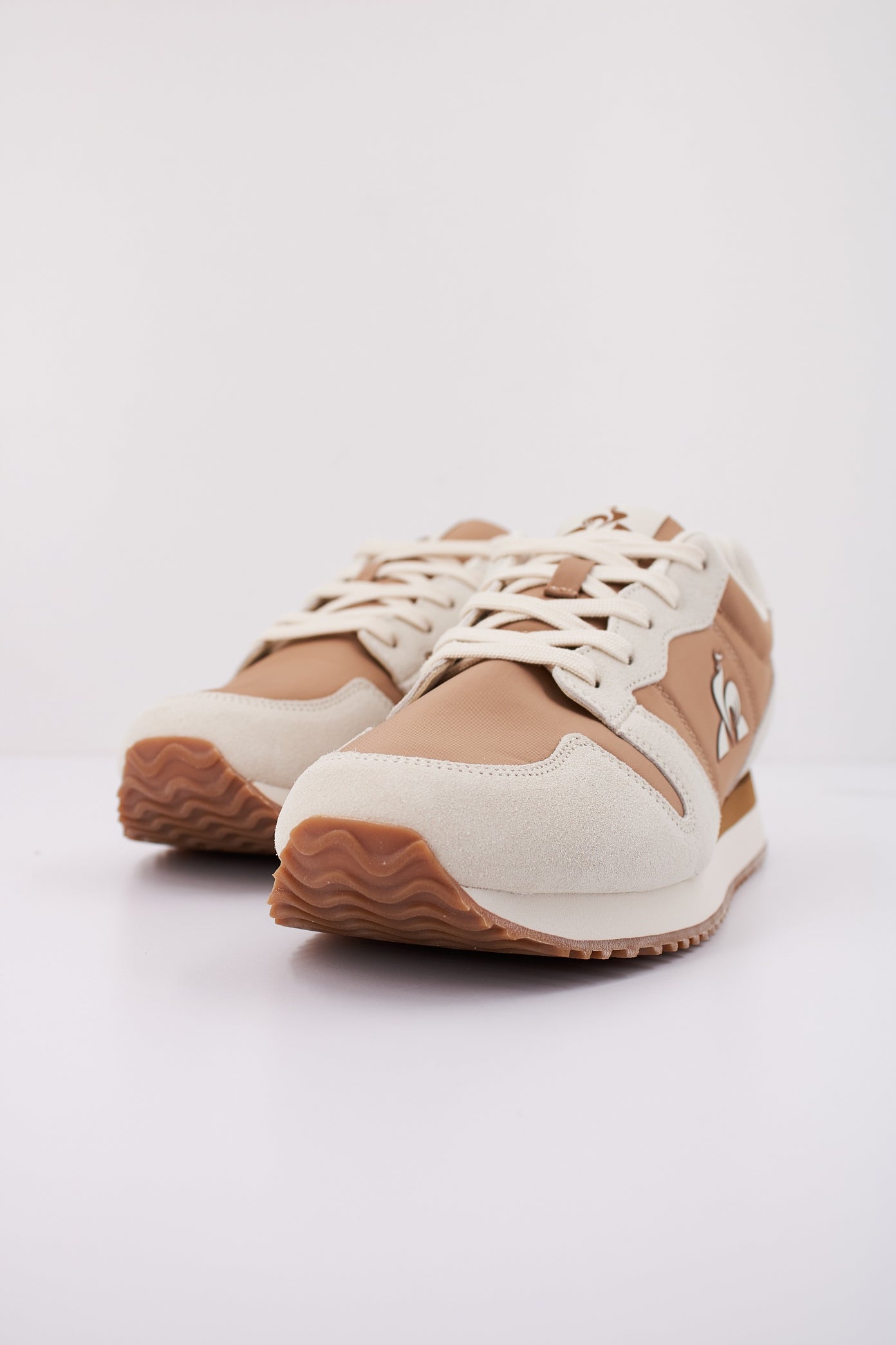 LE COQ SPORTIF PLATINIUM_ en color BROWN  (2)
