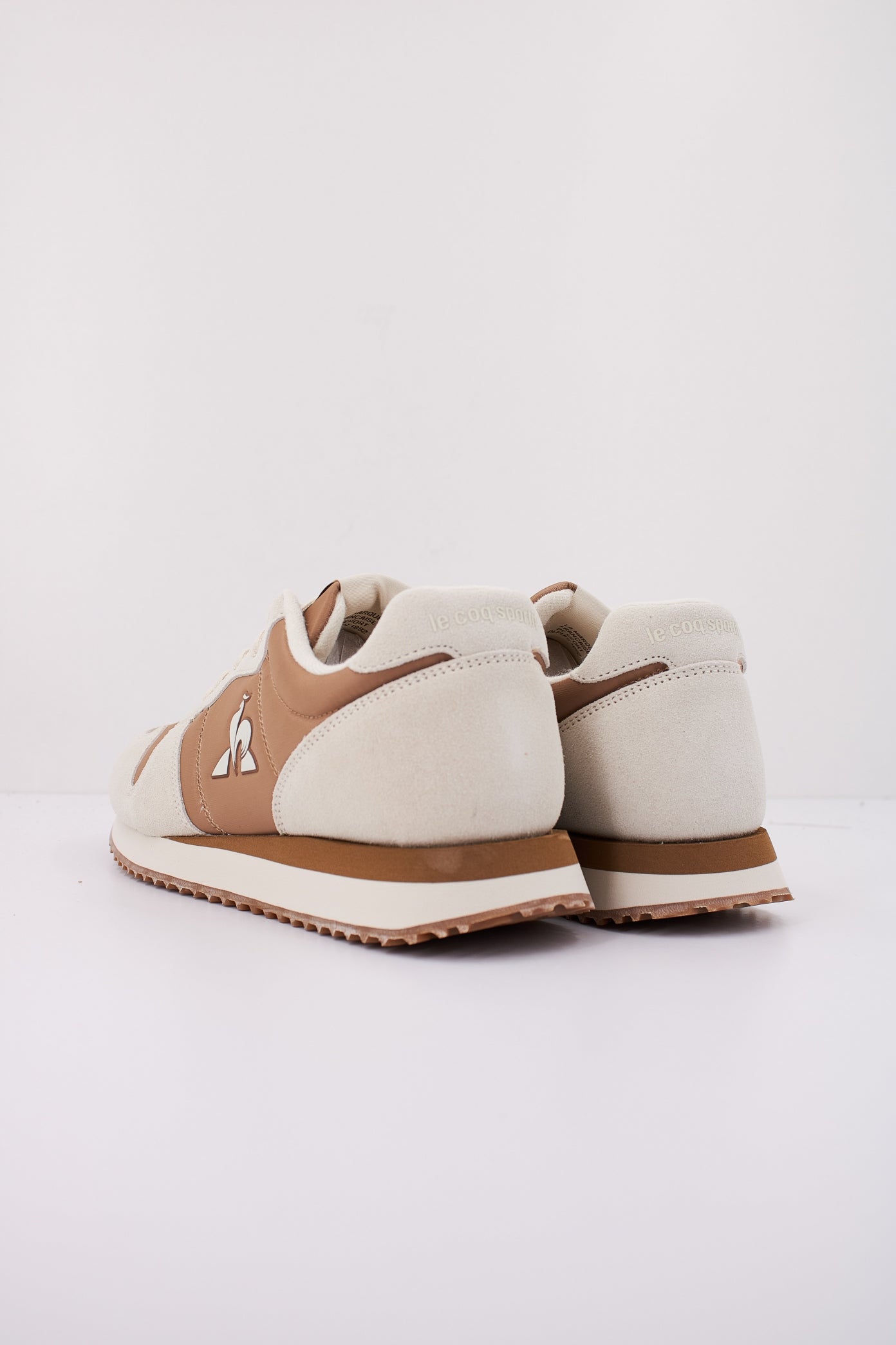 LE COQ SPORTIF PLATINIUM_ en color BROWN  (4)