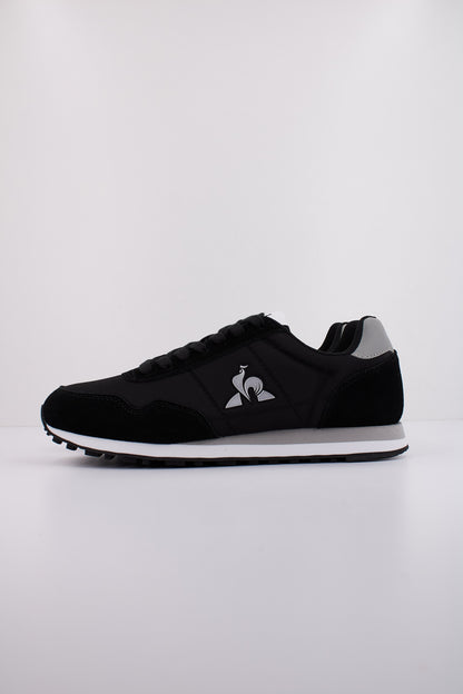 LE COQ SPORTIF ASTRA  en color BLKSLV  (1)