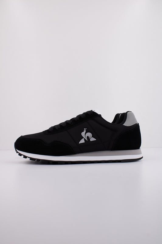 LE COQ SPORTIF ASTRA  en color BLKSLV  (1)