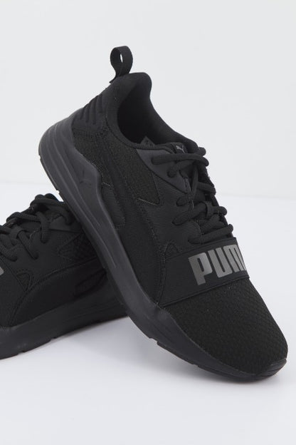 PUMA  WIRED RUN PURE en color BLACK  (4)