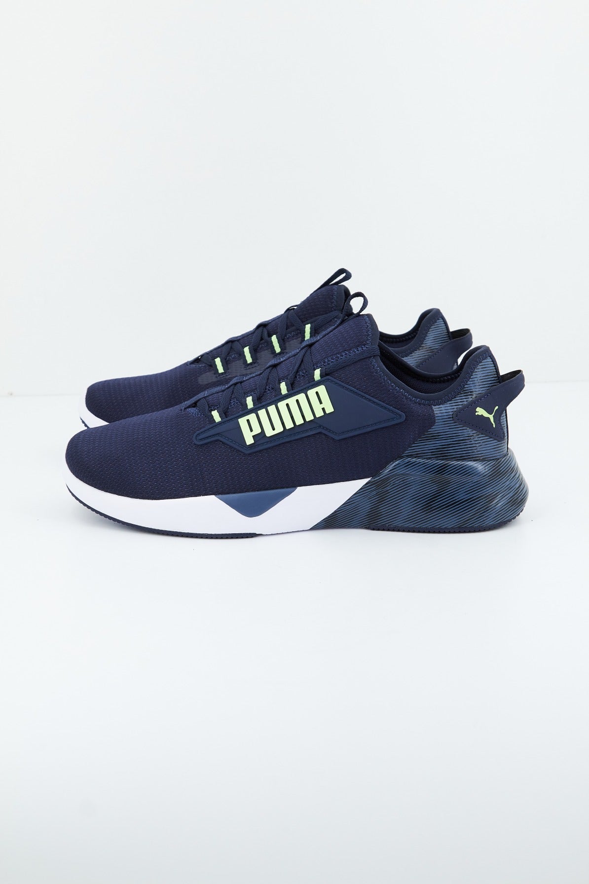 PUMA RETALIATE  HYPERWAV en color BLUE  (1)