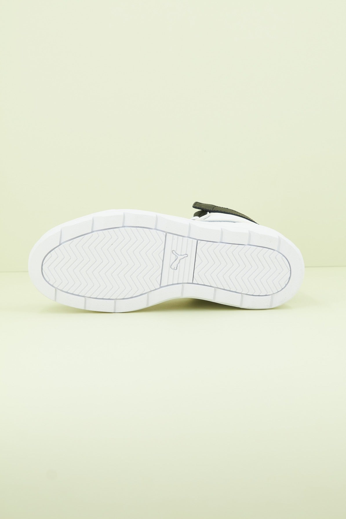 PUMA KARMEN REBELLE MID en color WHITE  (4)