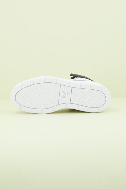 PUMA KARMEN REBELLE MID en color WHITE  (4)