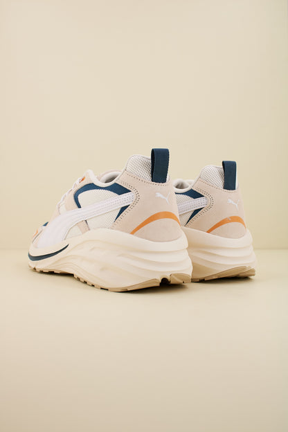 PUMA HYPNOTIC en color WHITE  (3)