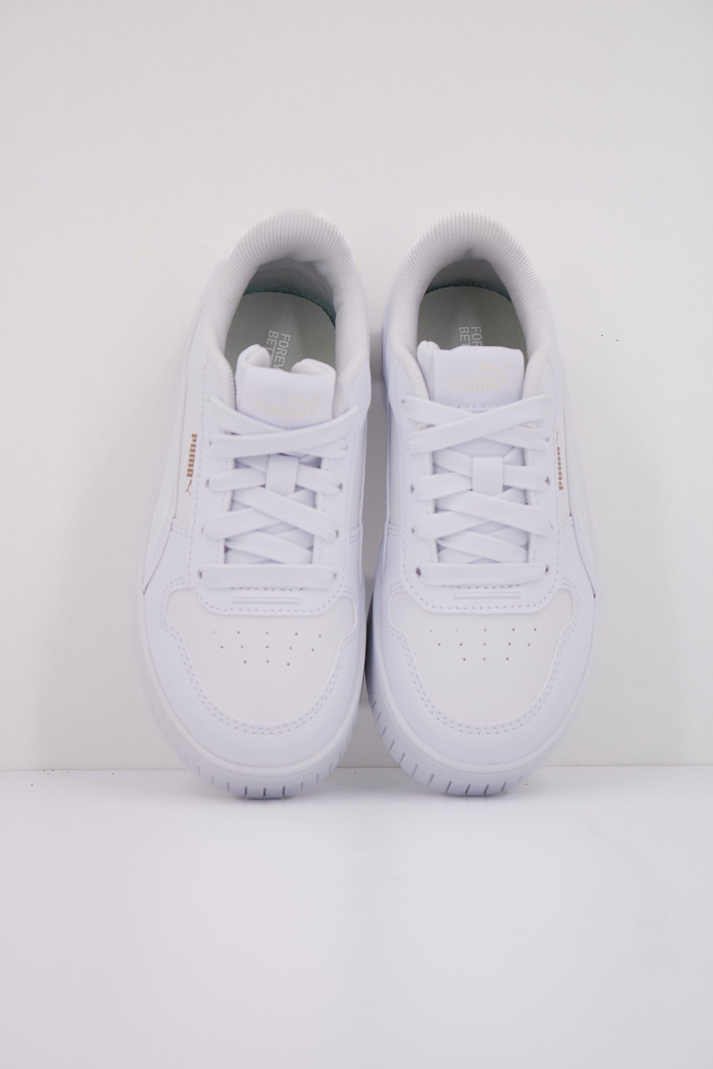 PUMA CARINA STREET PS en color WHITE  (3)