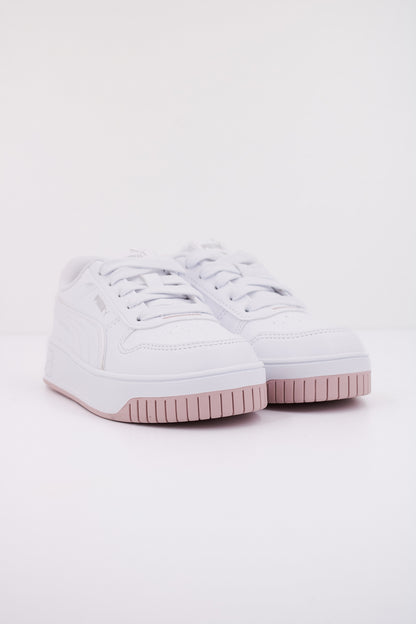 PUMA CARINA STREET HOLO  en color WHITE  (2)