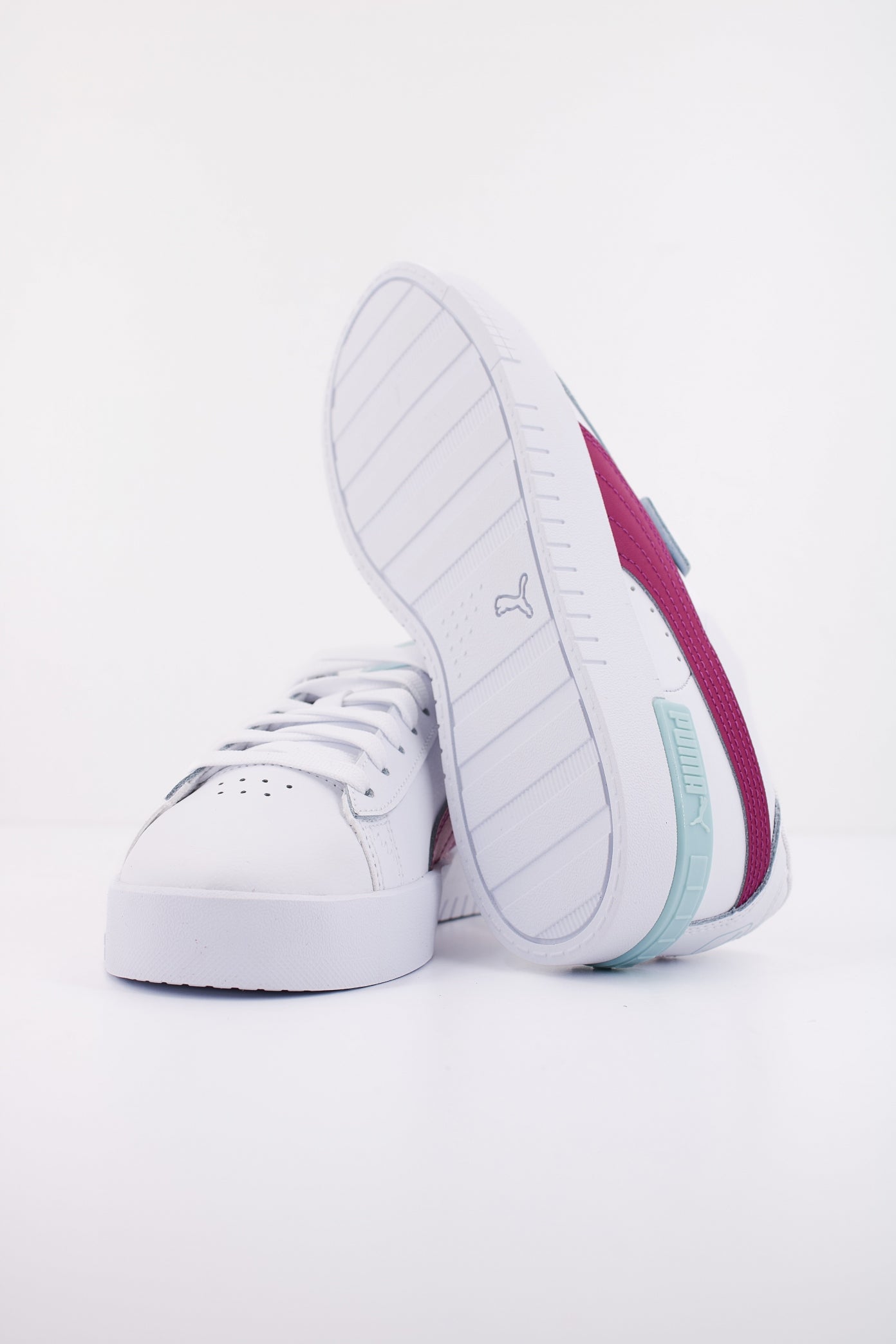 PUMA JADA JR en color WHITE  (5)