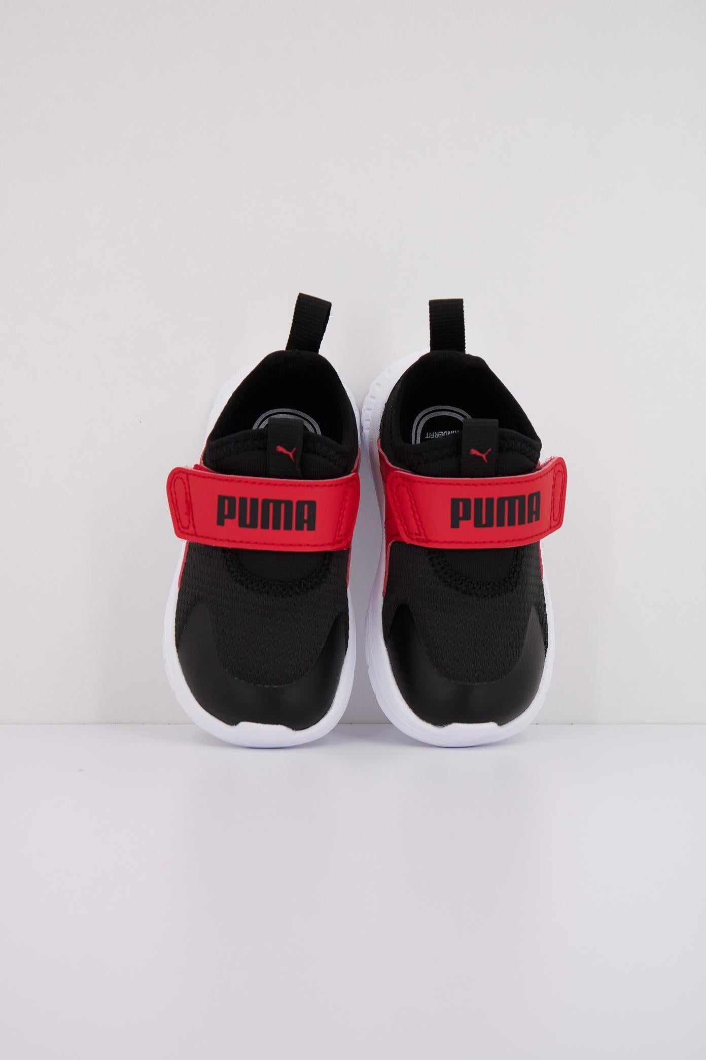 PUMA EVOLVE SLIP ON INF en color BLACK  (3)