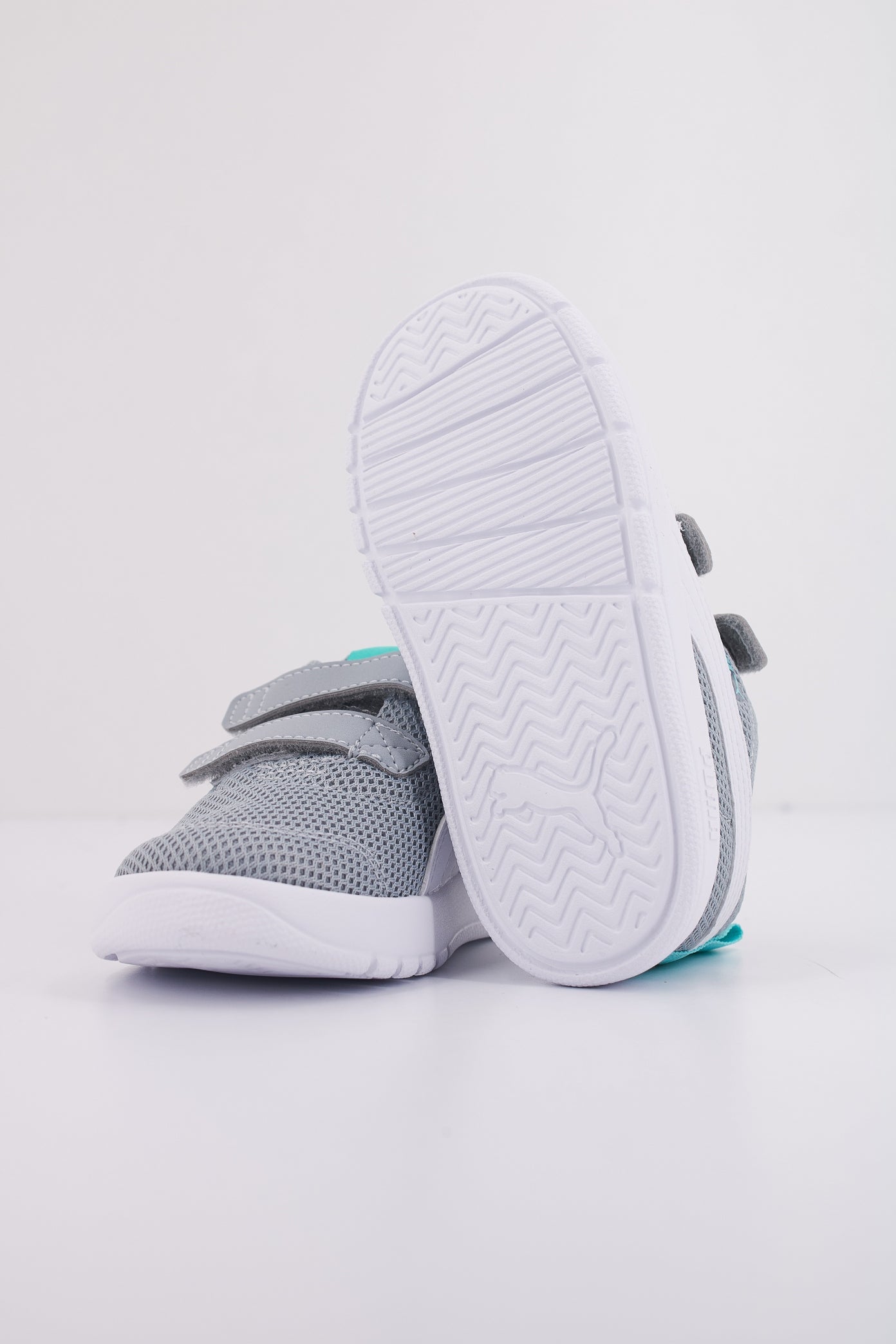 PUMA COURTFLEX V MESH IN en color GRAY  (5)