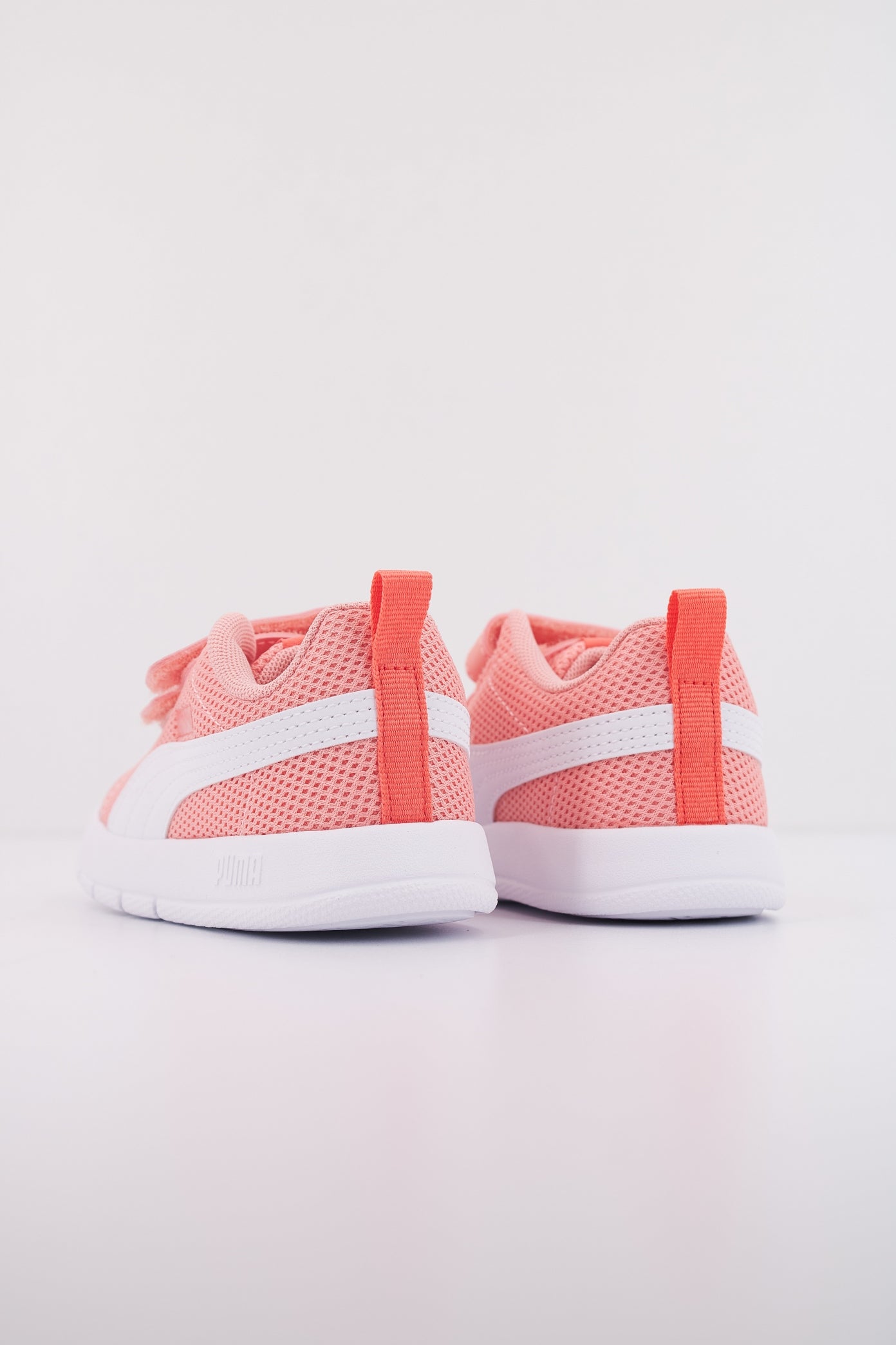 PUMA COURTFLEX V MESH IN en color PINK  (4)