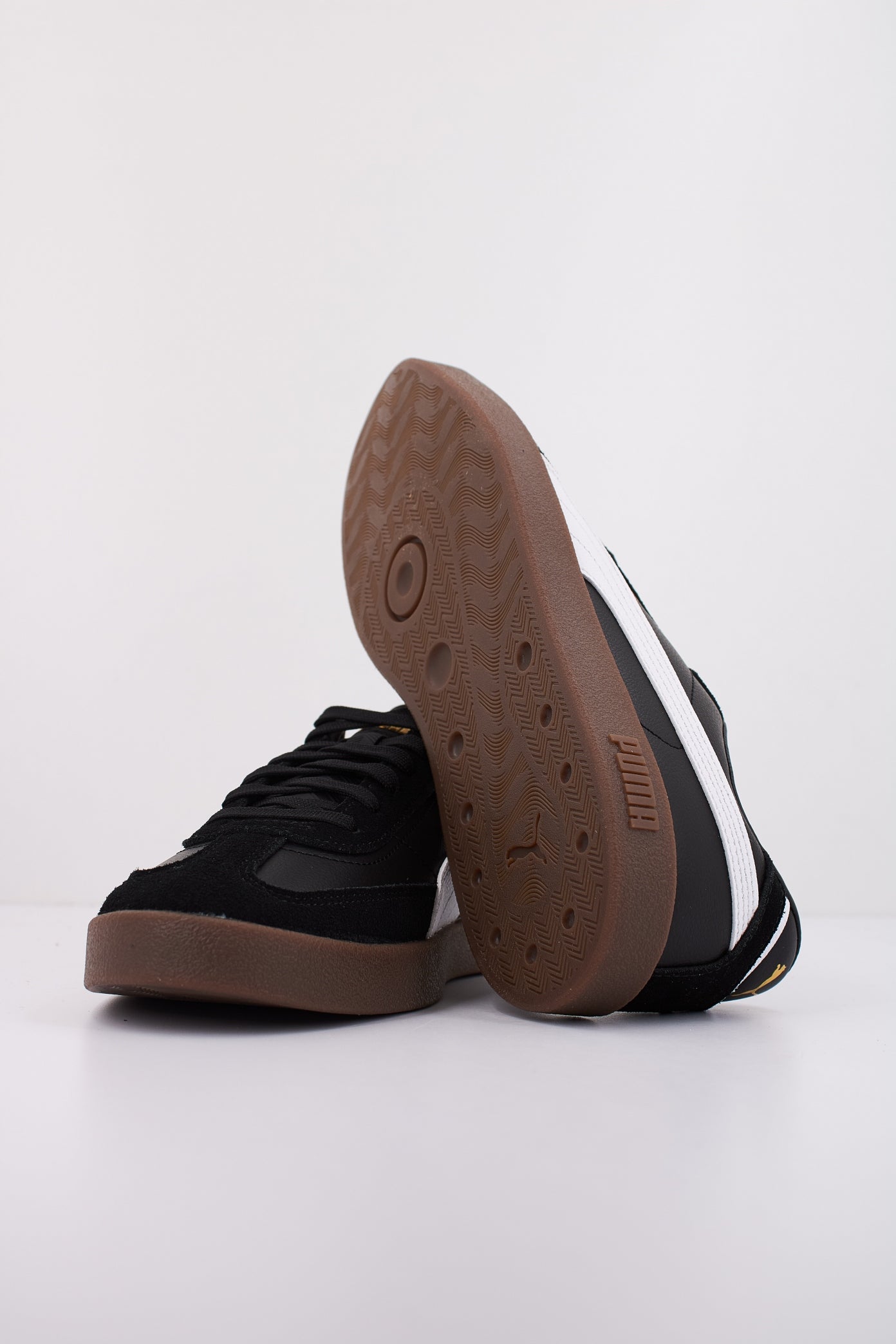 PUMA CLUB II ERA en color BKETGD  (5)