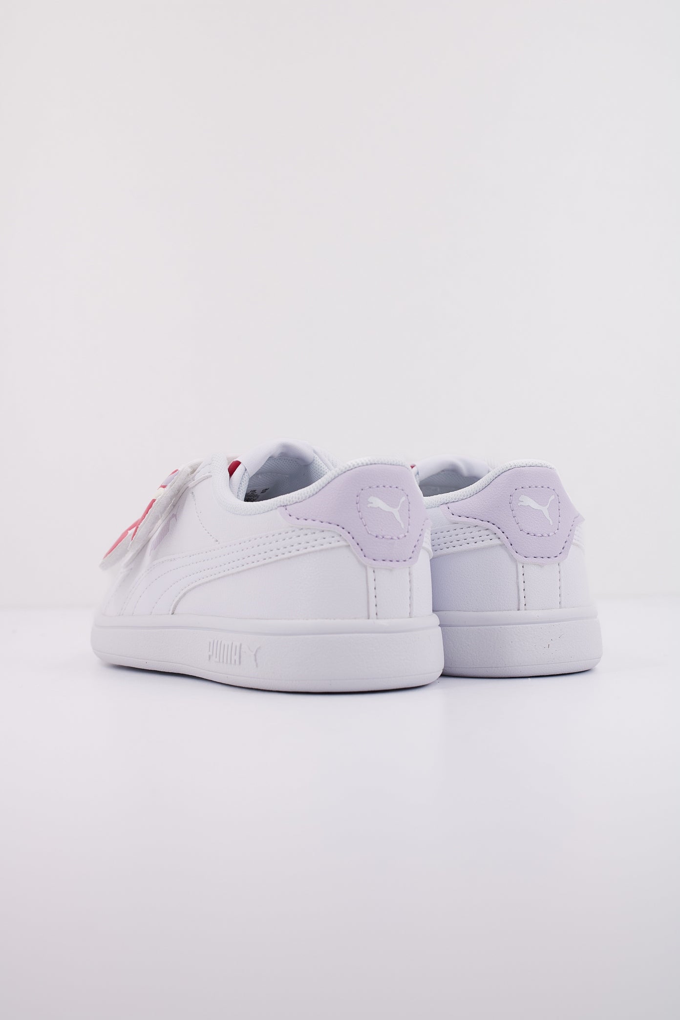 PUMA SMASH . BADGES V P en color WHITE  (4)