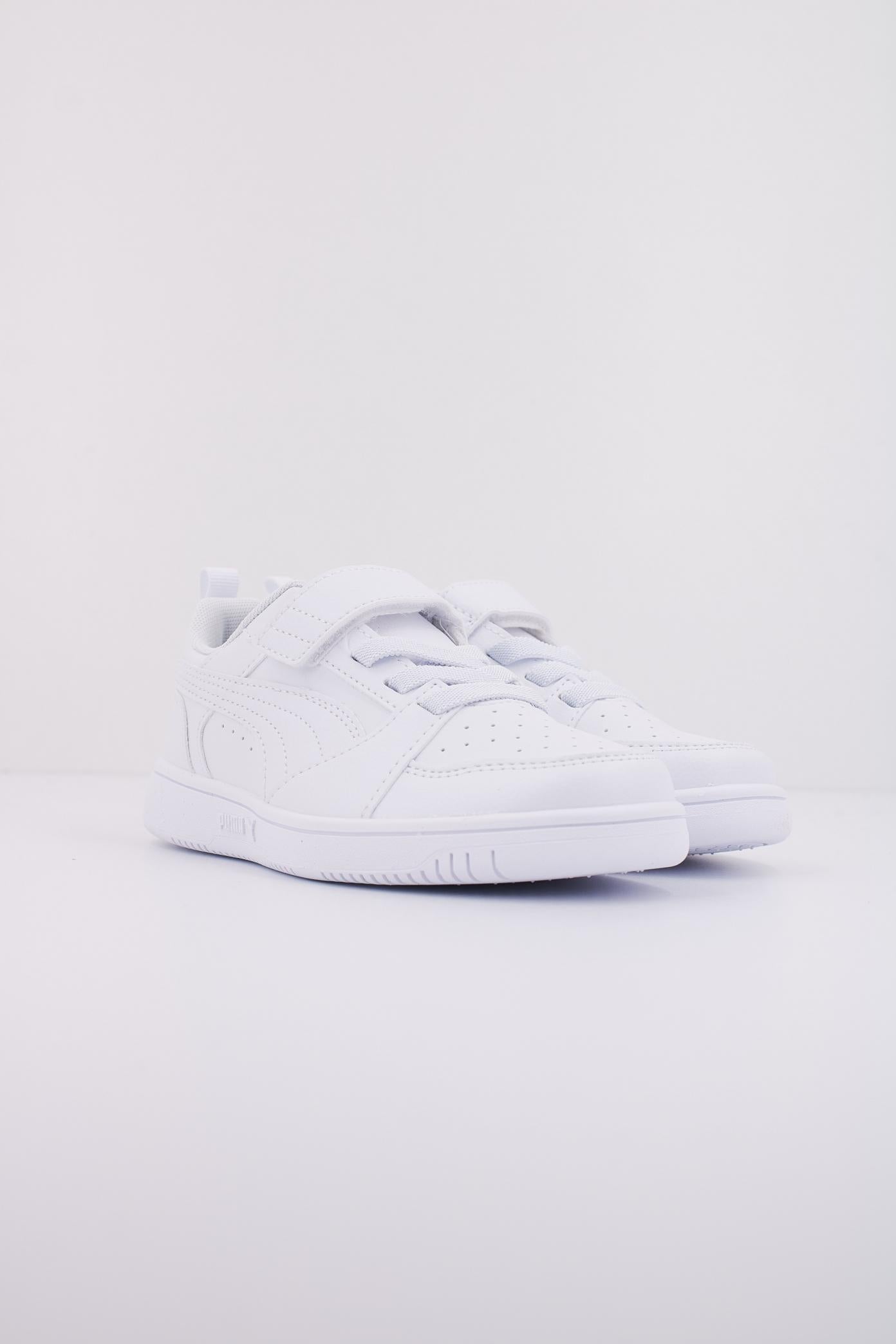 PUMA REBOUND V LO AC+ PS en color WHITE  (2)