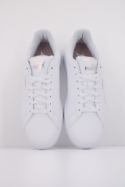 PUMA  SMASH . HOLO .  en color WHITE  (3)