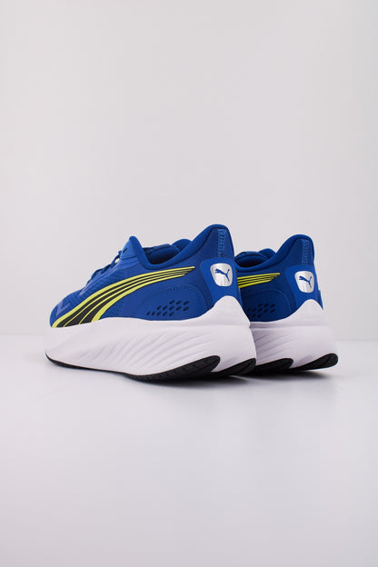 PUMA POUNCE LITE JR en color BLUE  (4)