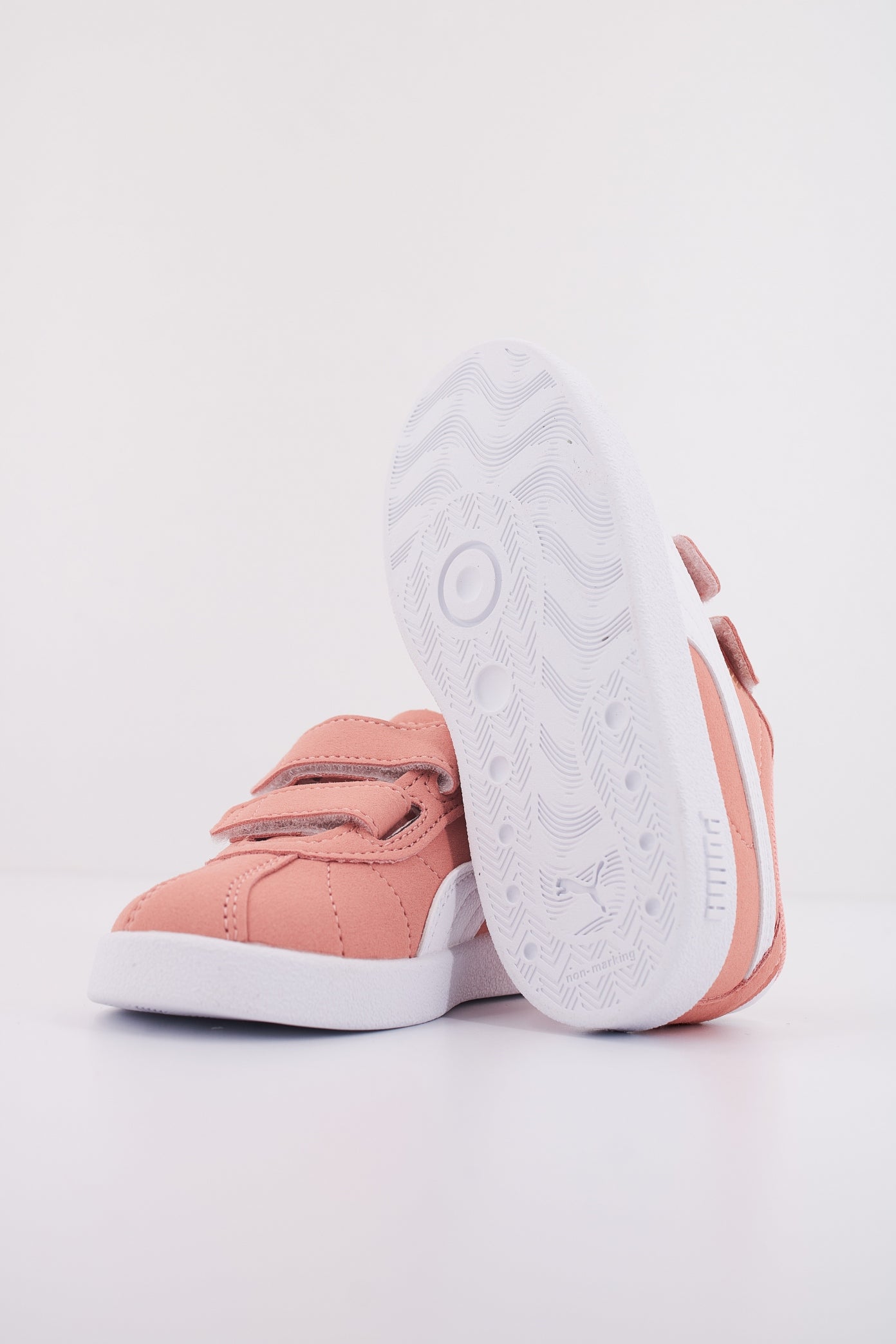 PUMA CLUB II V INF en color PINK  (5)