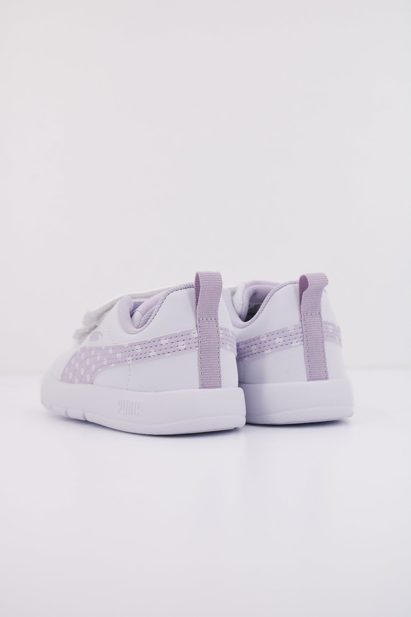 PUMA COURTFLEX V DOTTY V en color WHITE  (4)