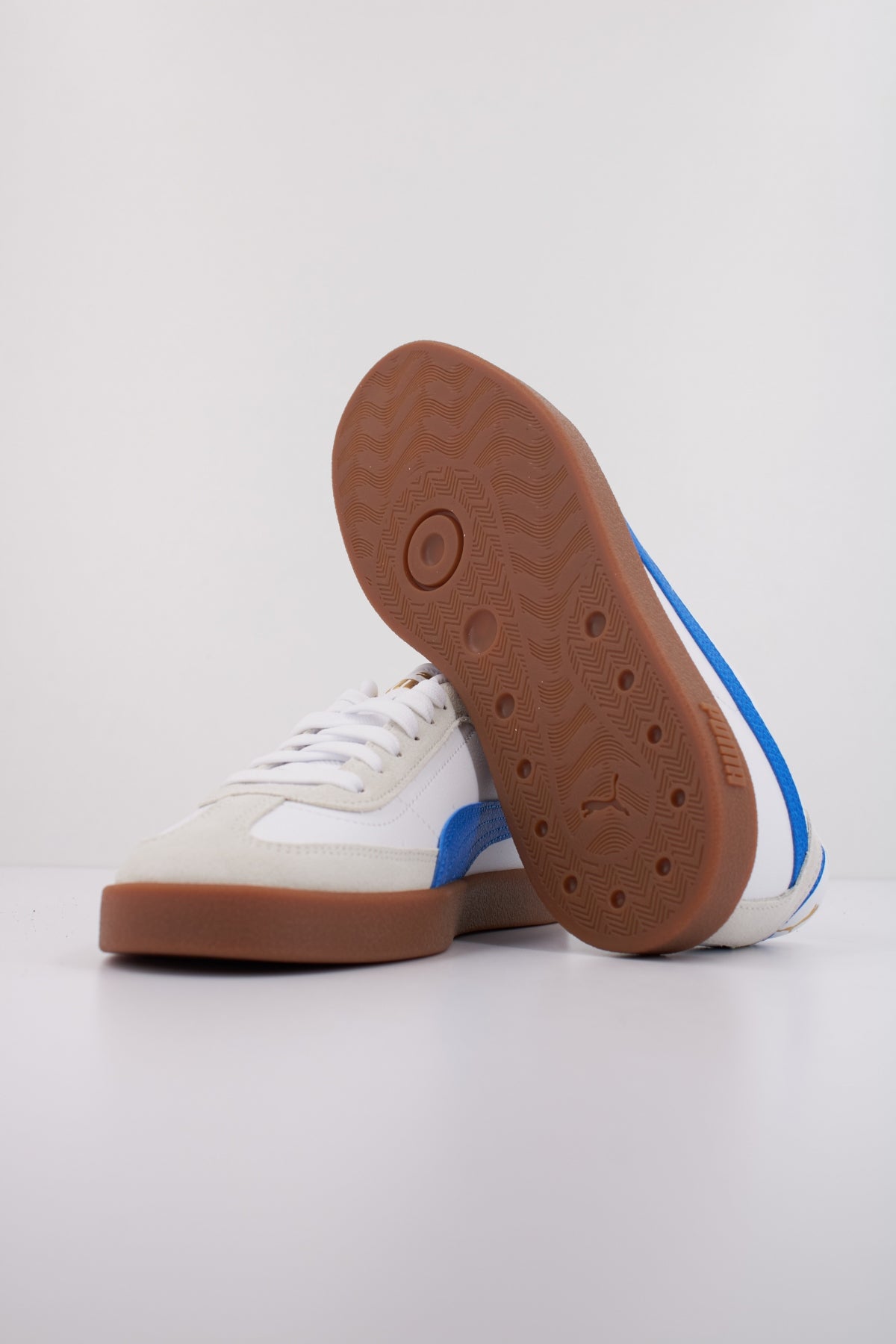 PUMA PUMA CLUB II ERA JR en color WHITE  (5)