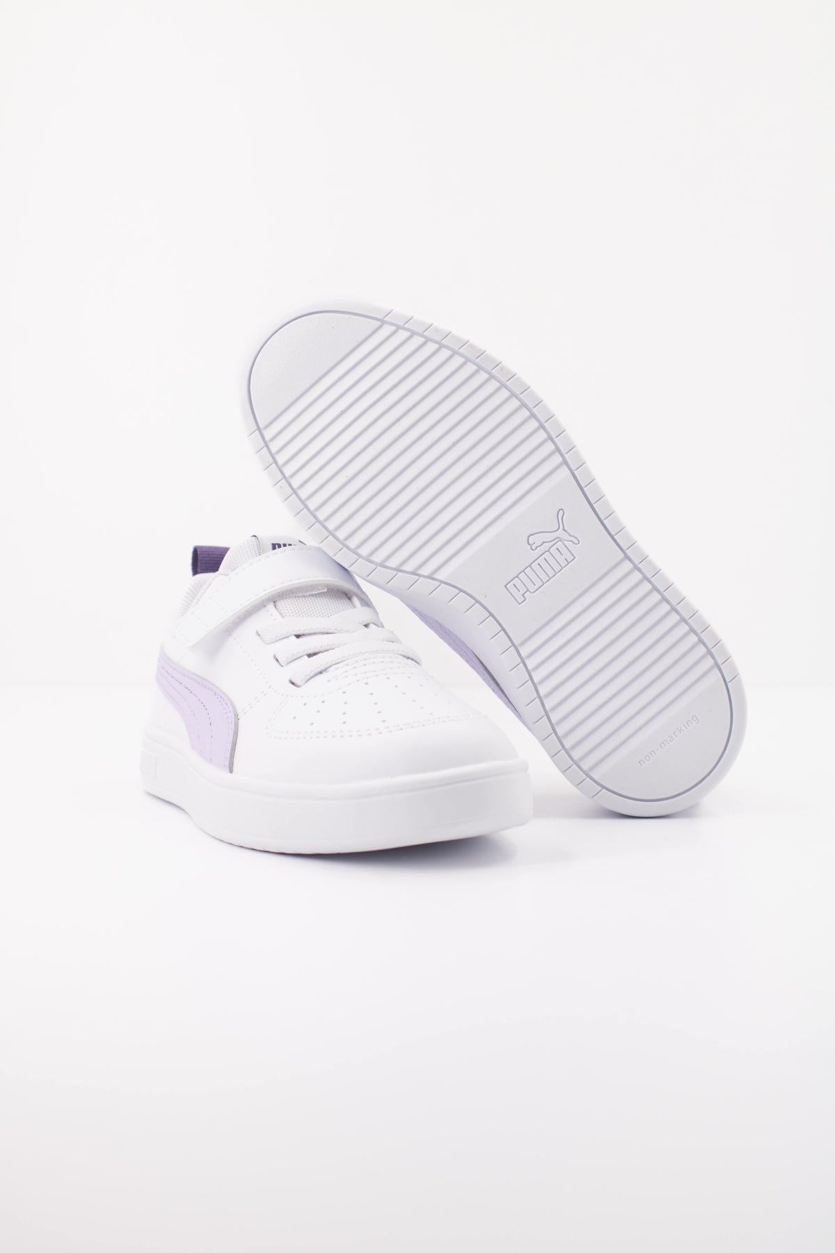 PUMA PUMA RICKIE AC+ PS en color WHITE  (5)