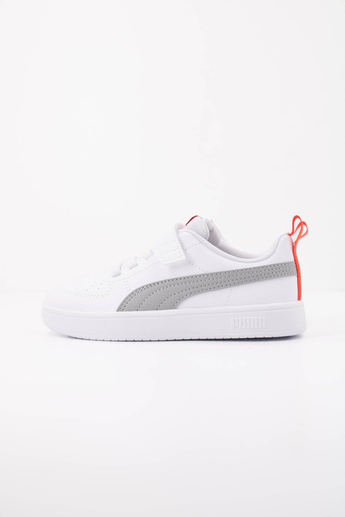 PUMA PUMA RICKIE AC+ PS en color WHITE  (1)