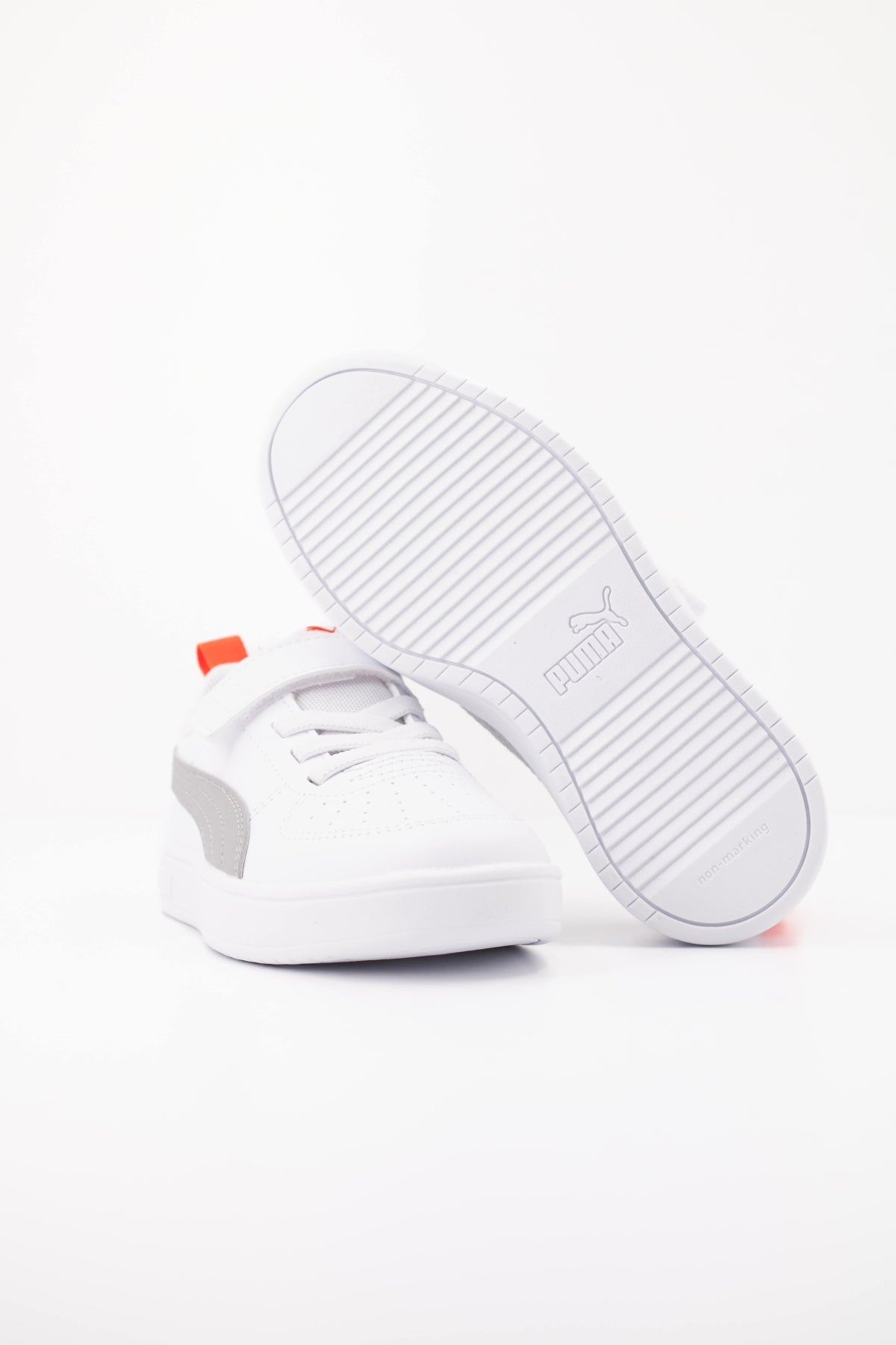 PUMA PUMA RICKIE AC+ PS en color WHITE  (5)