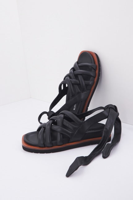 ELVIO ZANON EQX en color NERO  (2)