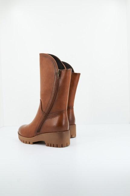 CHIKA CARNAVALES  en color CUERO  (3)