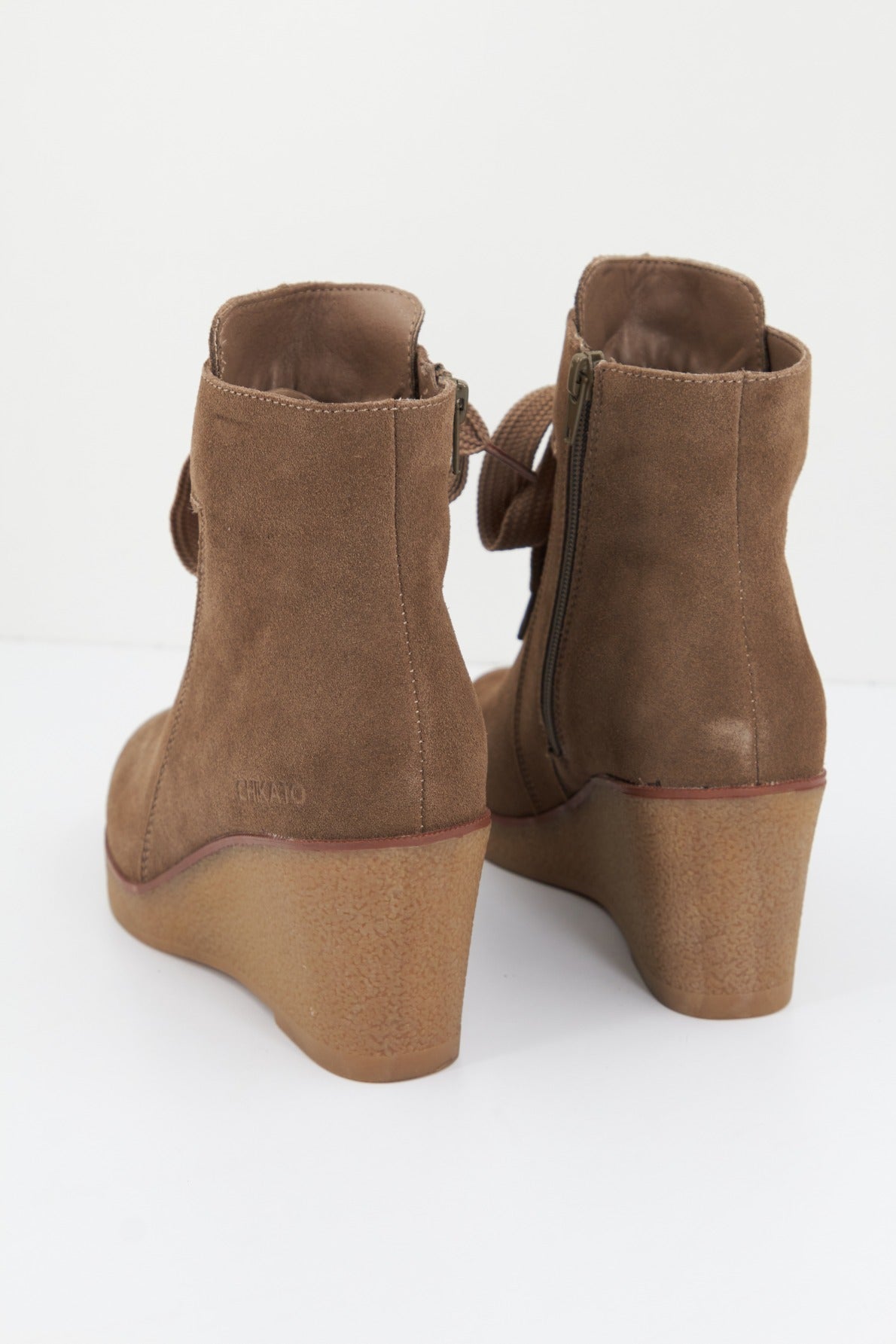 CHIKA CHALLENGER  en color TAUPE  (3)