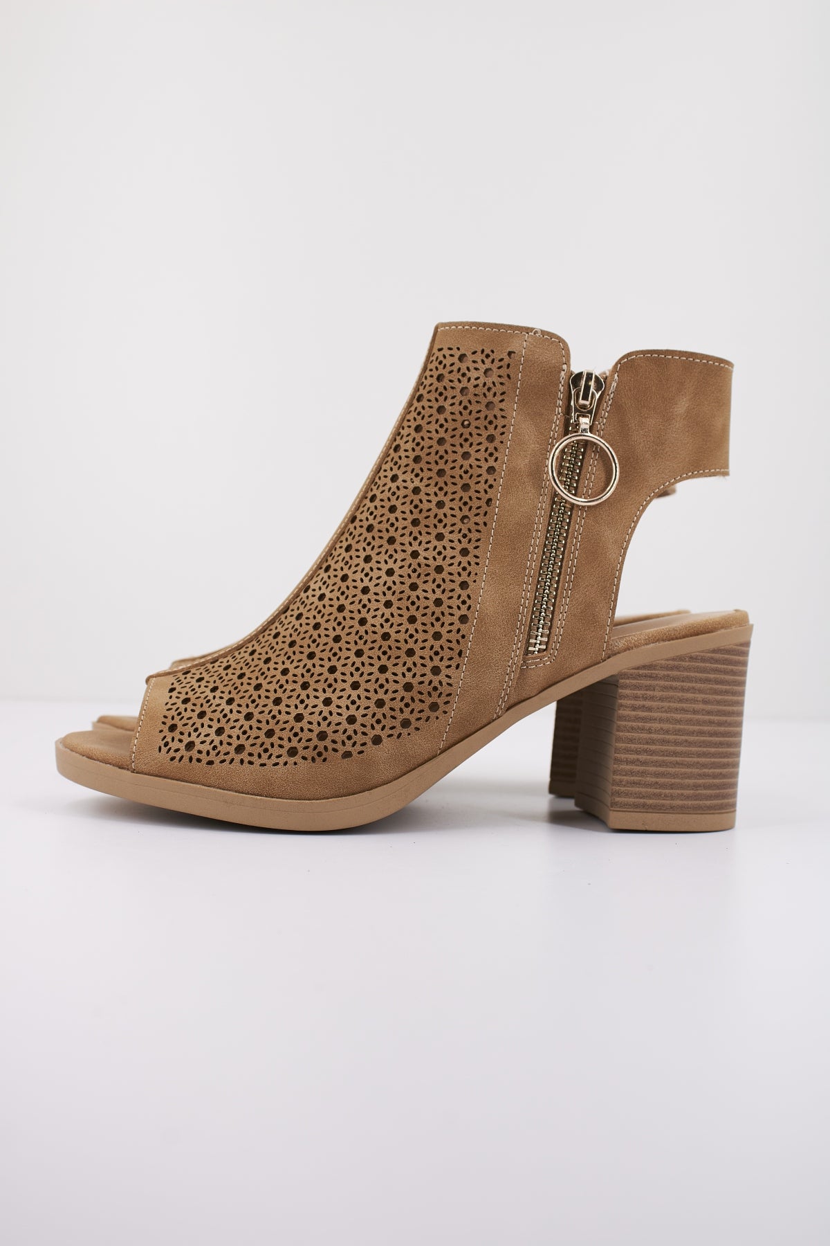 CHIKA ROSALINDA  en color CUERO  (1)