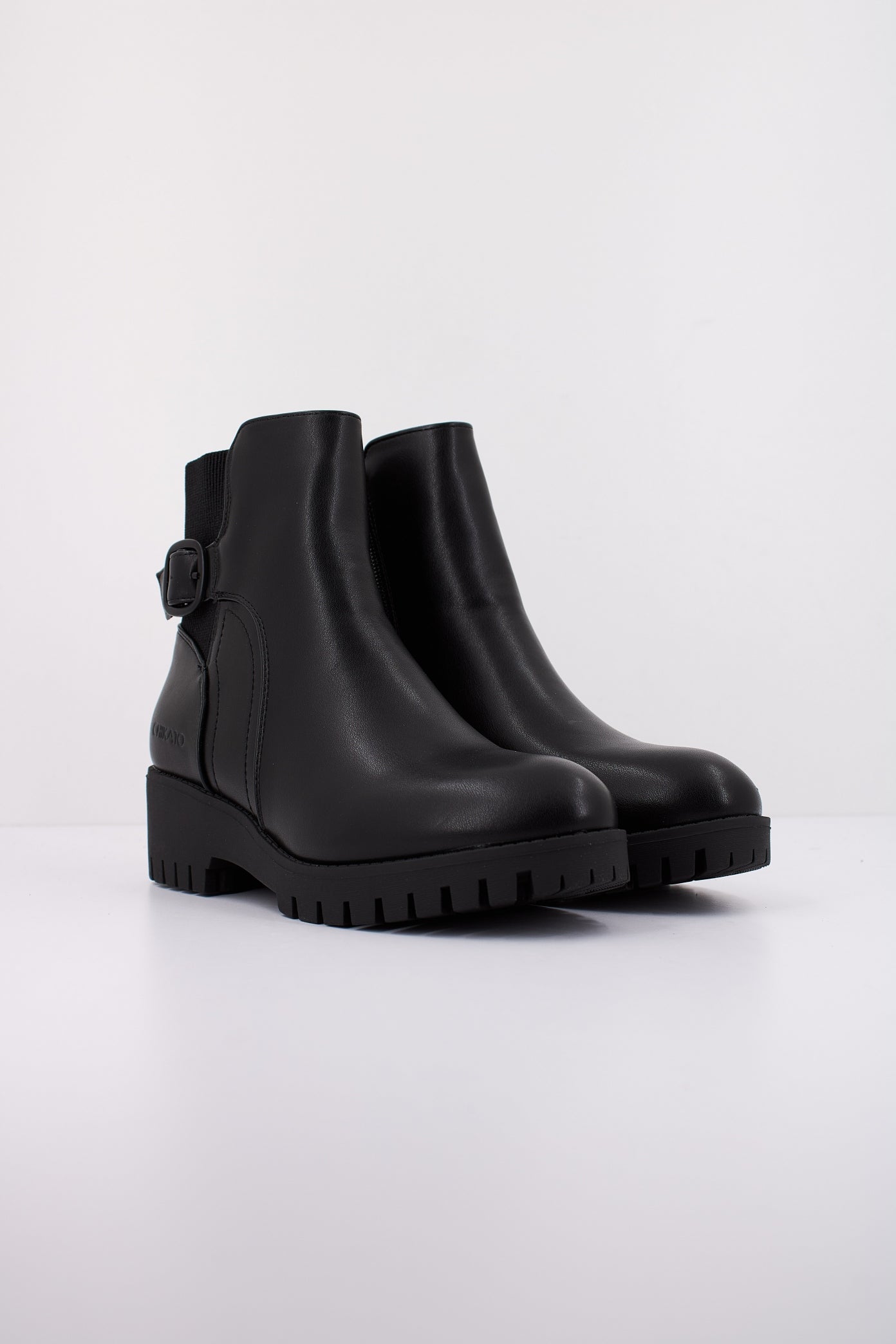 CHIKA CARNAVALES  en color NEGRO  (2)