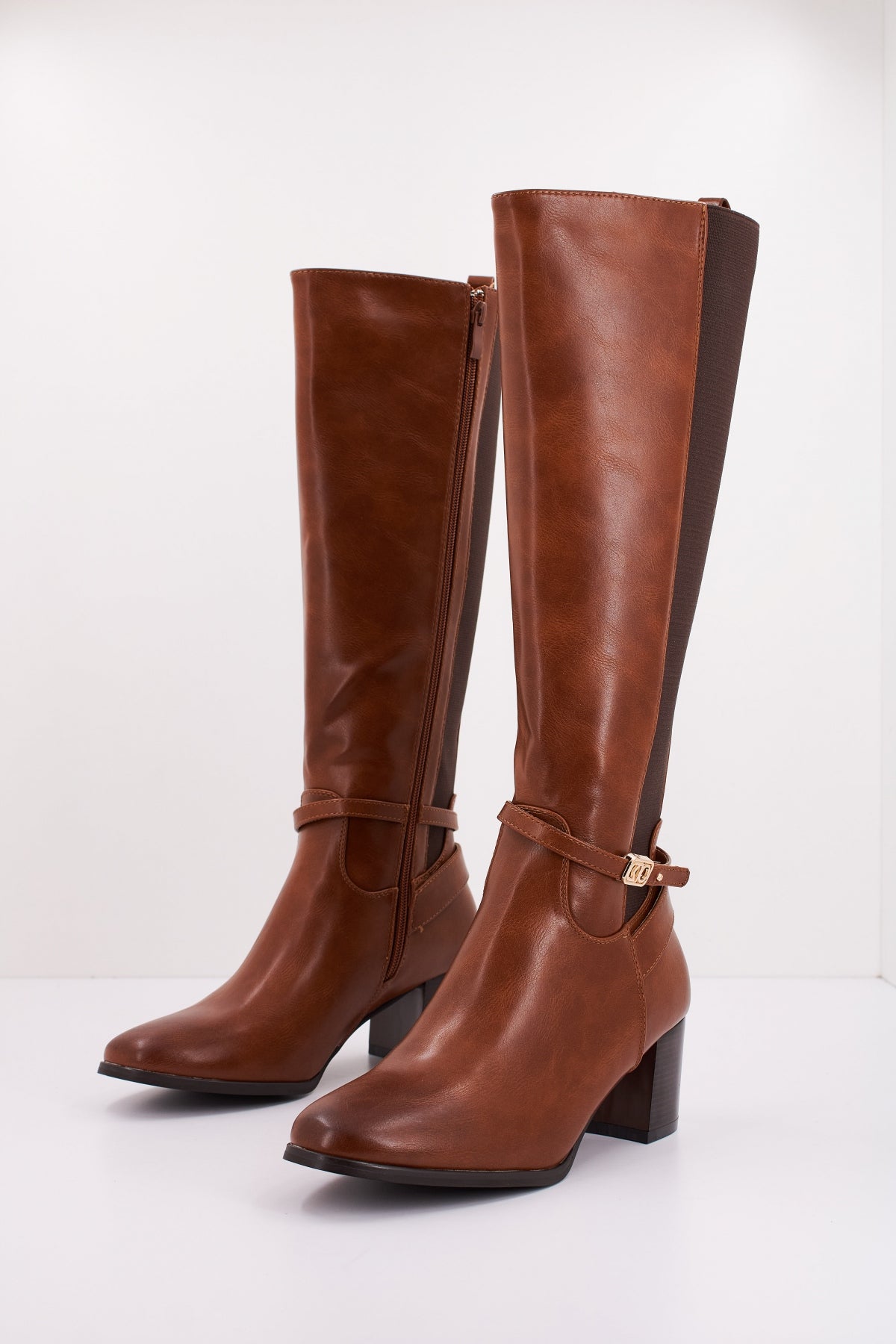 CHIKA CAYETANA  en color CUERO  (2)