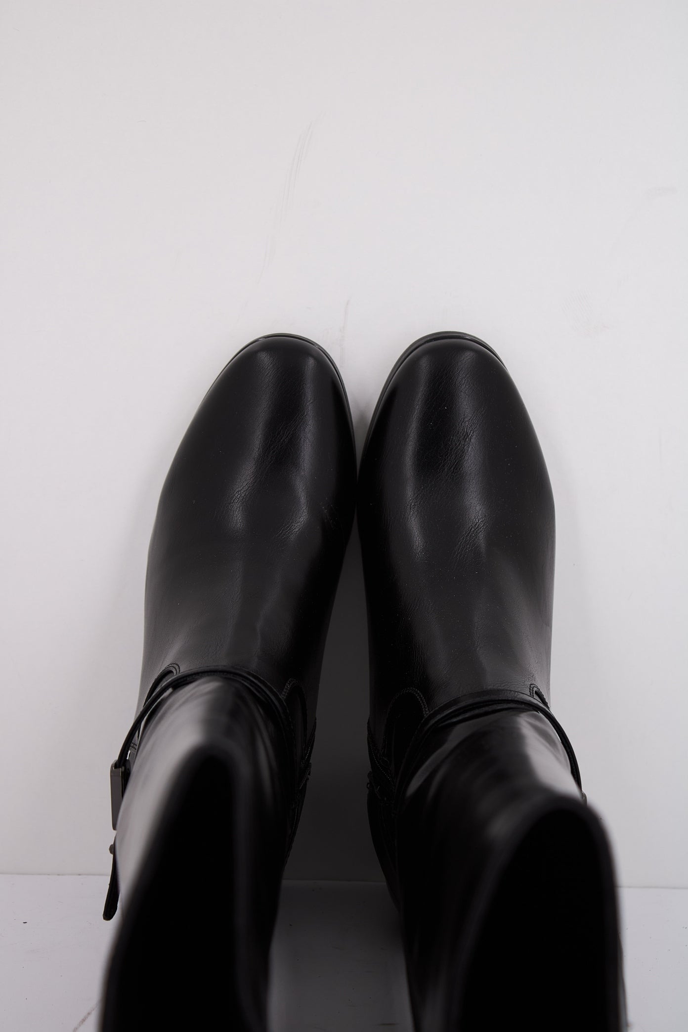 CHIKA CAYETANA  en color NEGRO  (3)