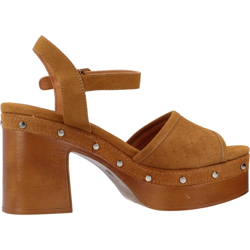 CARMELA C en color CAMEL  (4)