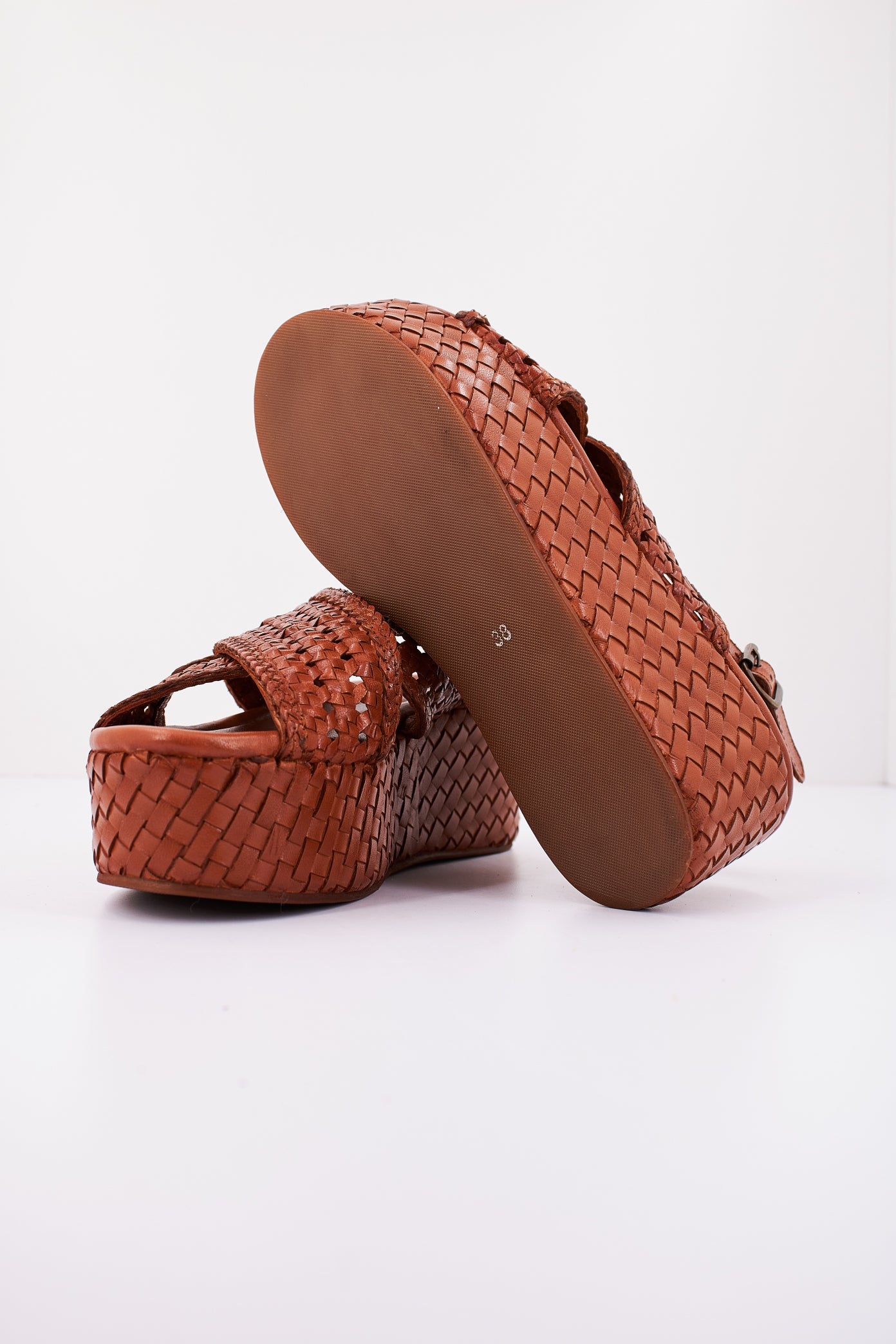 CARMELA c en color CAMEL  (4)