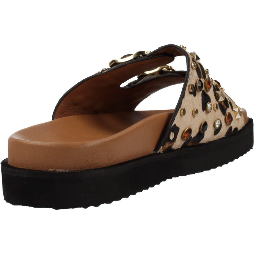 CARMELA C en color LPRD  (3)