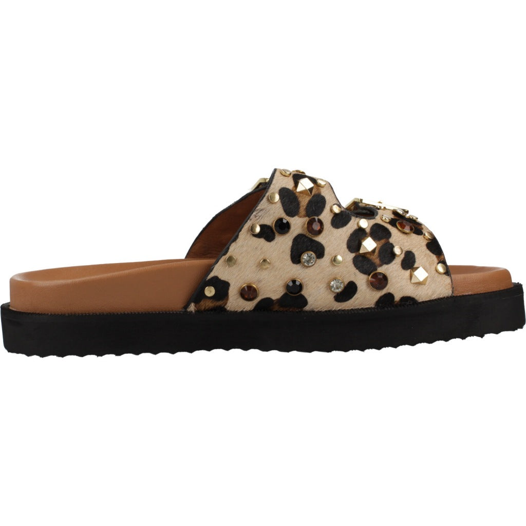 CARMELA C en color LPRD  (4)