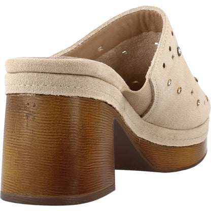CARMELA ZUECOS en color BEIGE  (3)