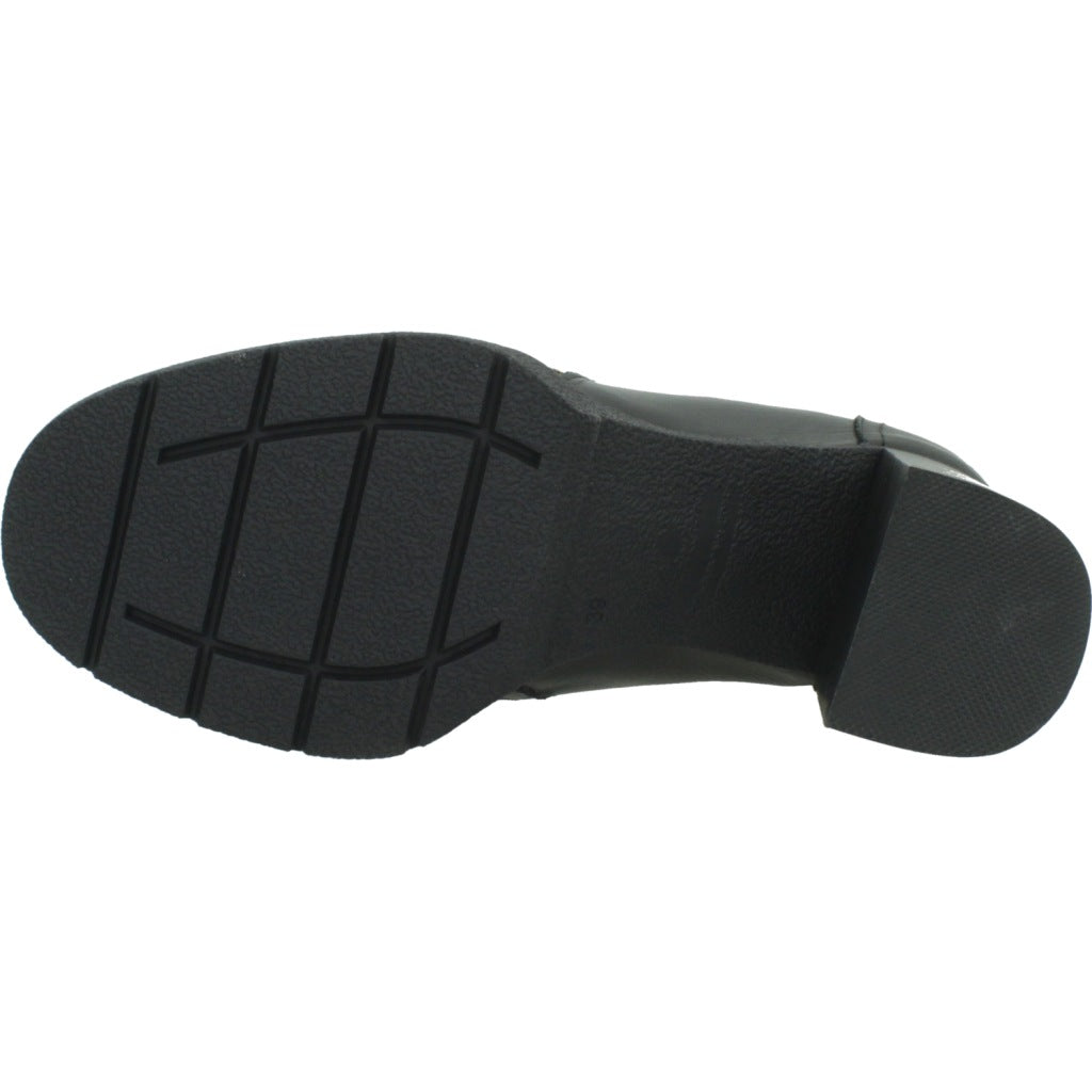 CARMELA C ZAPATO ABOTI en color NEGRO  (6)