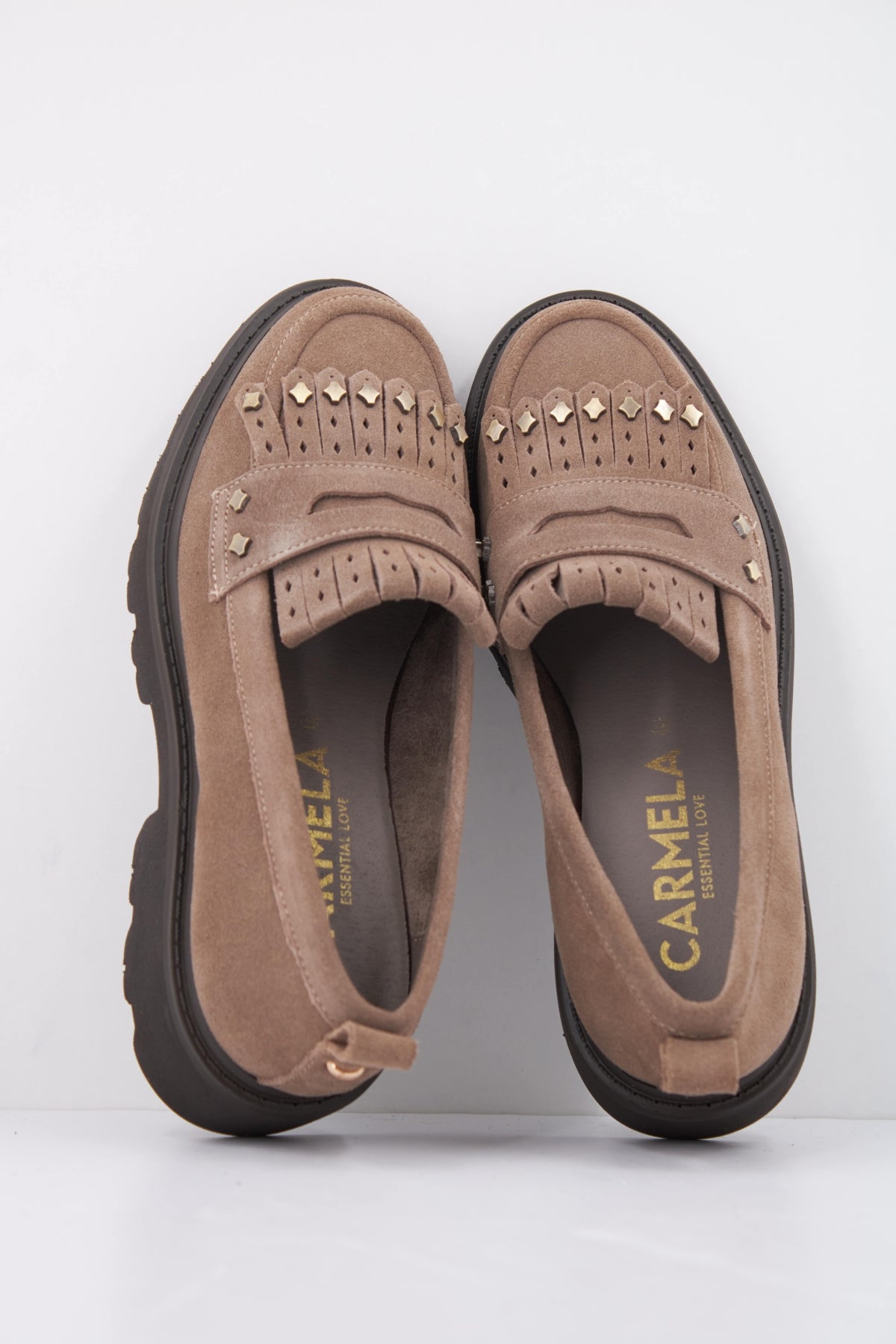 CARMELA C ZAPATO SRA en color TAUPE  (3)