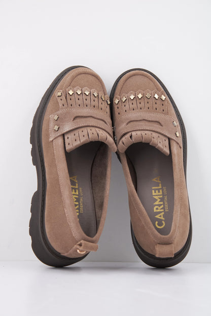 CARMELA C ZAPATO SRA en color TAUPE  (3)