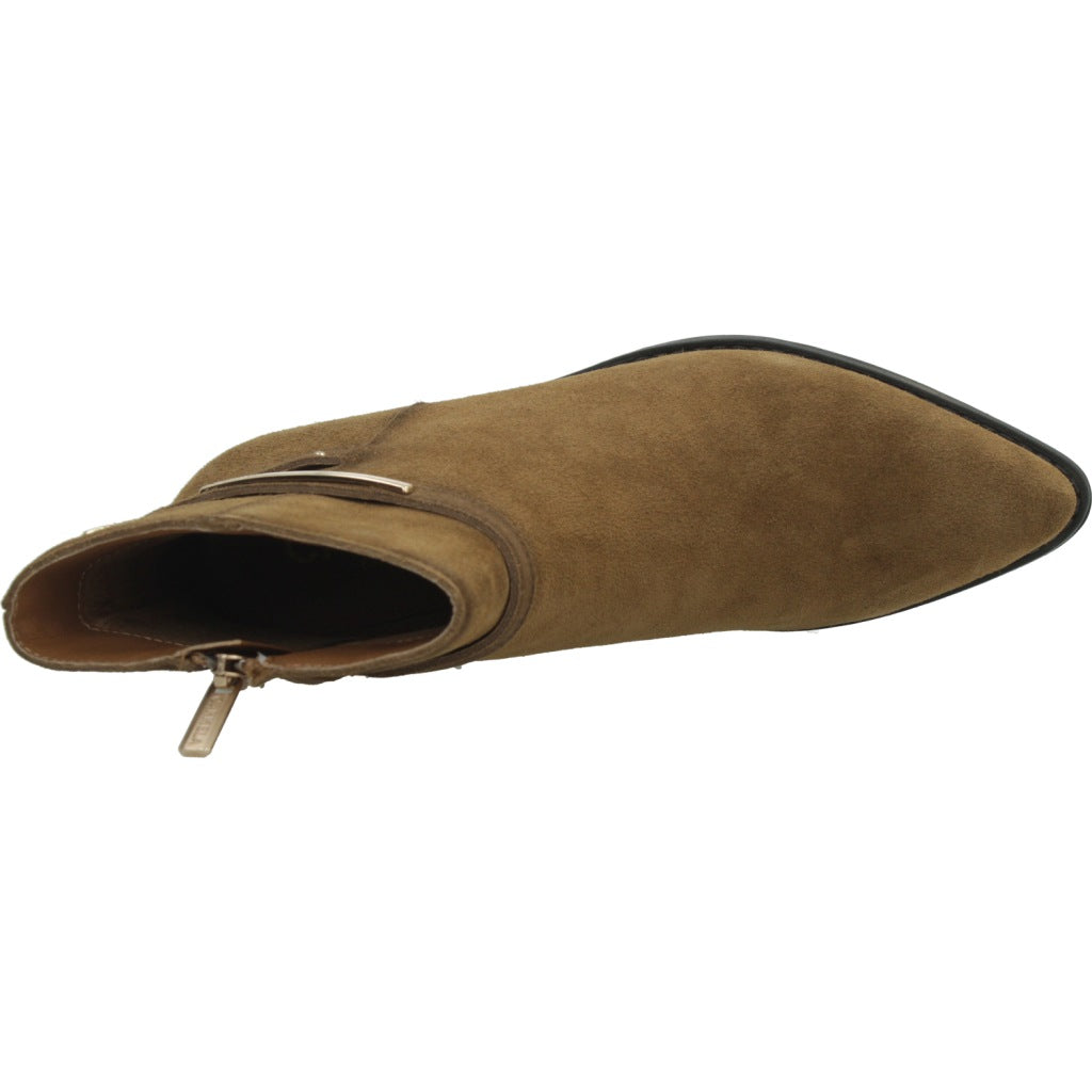 CARMELA C BOTIN SRA en color CAMEL  (7)