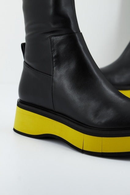 PALOMA BARCELO ESME STRECH VEGAN LE en color BLACK  (4)