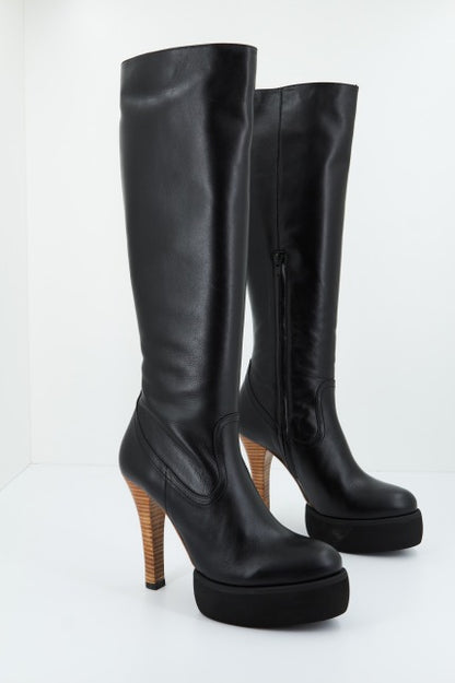 PALOMA BARCELO HELLA TAYSON en color BLACK  (2)