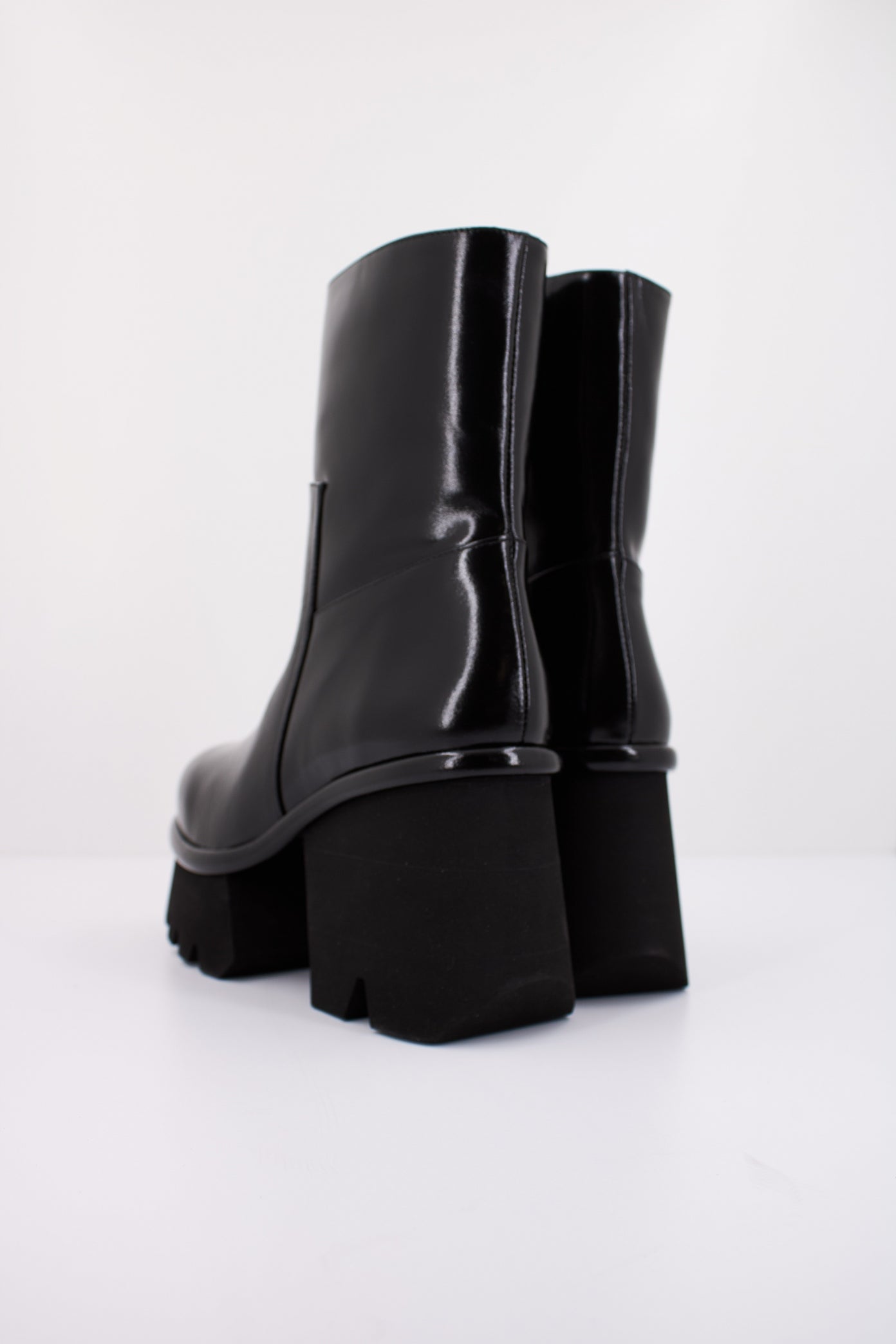 PALOMA BARCELO HANNE en color BLACK  (4)