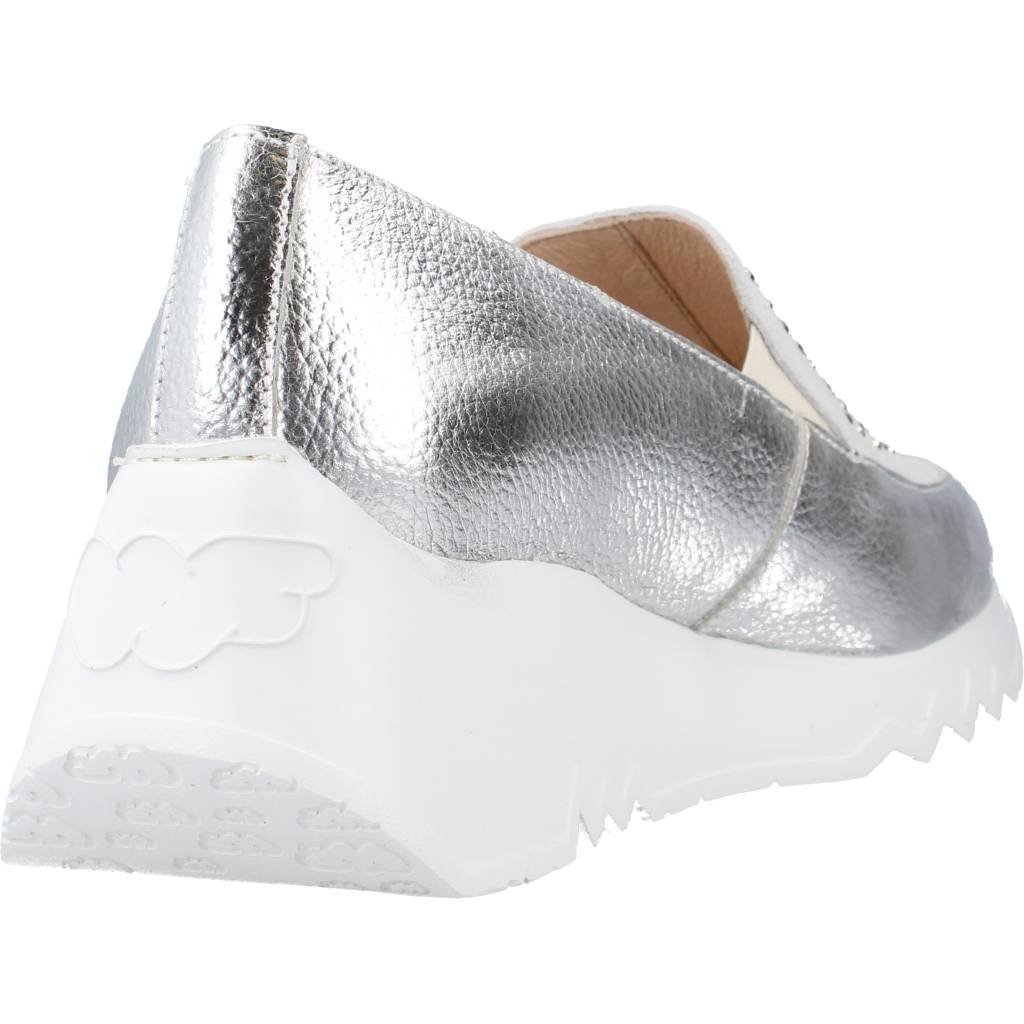 WONDERS E en color PLTBLNC  (3)