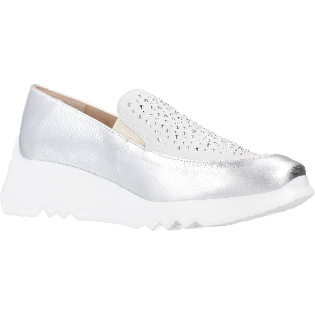 WONDERS E en color PLTBLNC  (5)