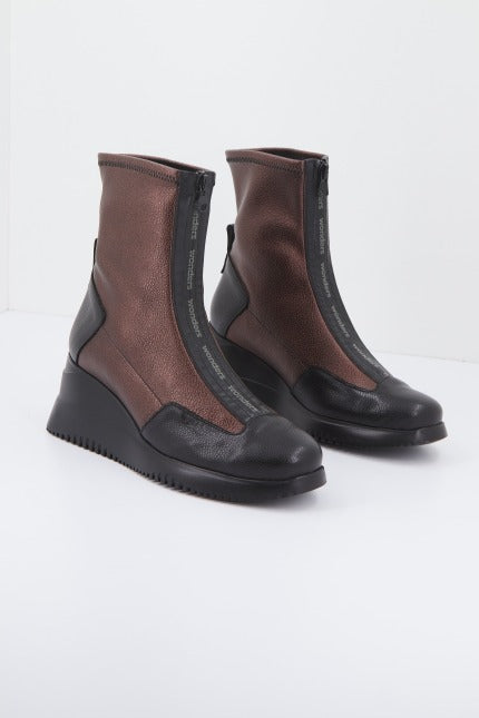 WONDERS G en color NGRCBR  (1)